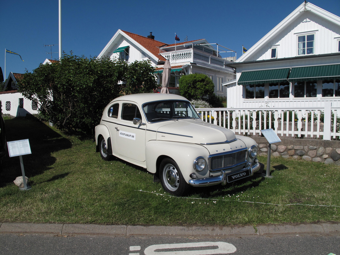 Volvo PV 544