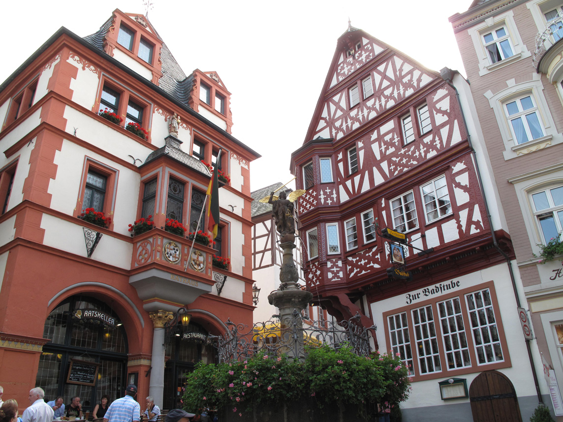 Bernkastel's mediaeval market square