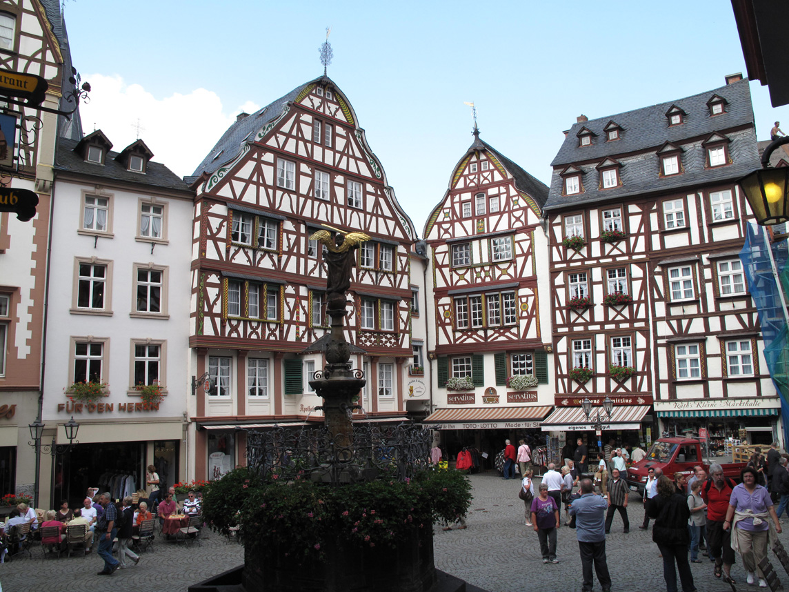 Bernkastel's mediaeval market square