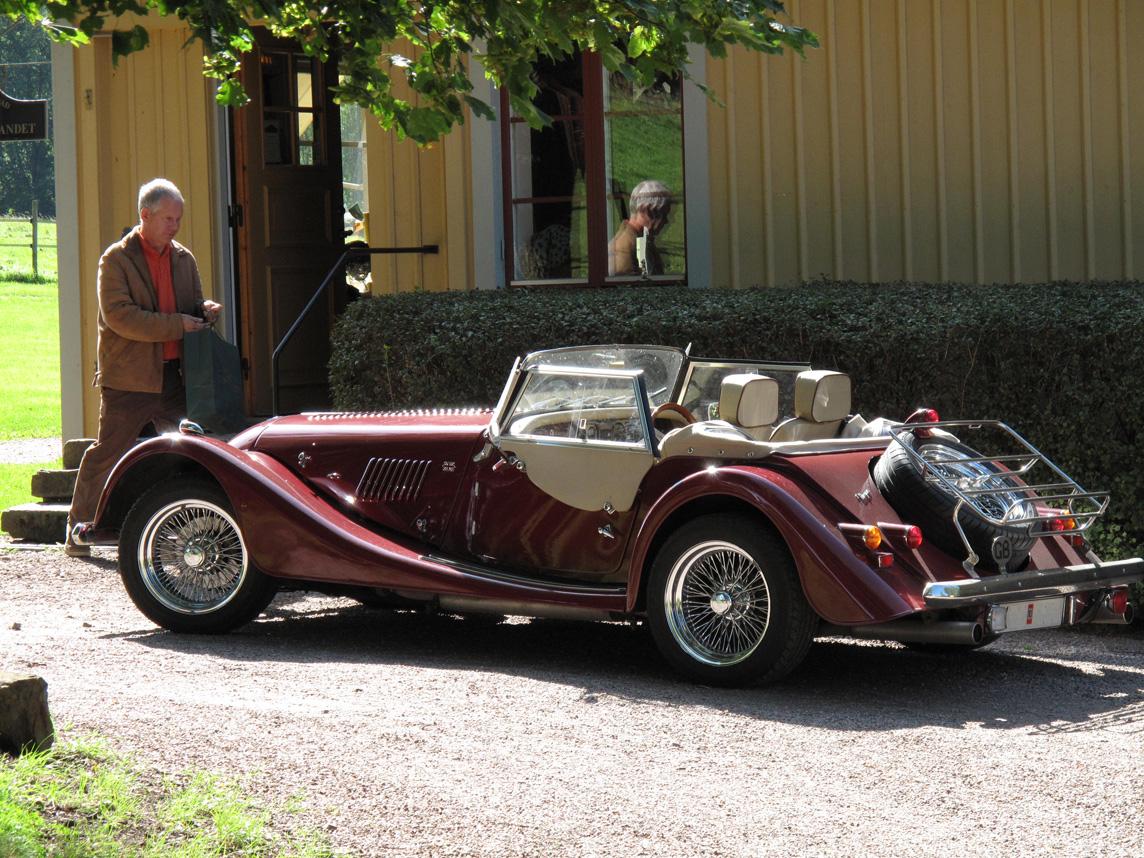 Morgan +8