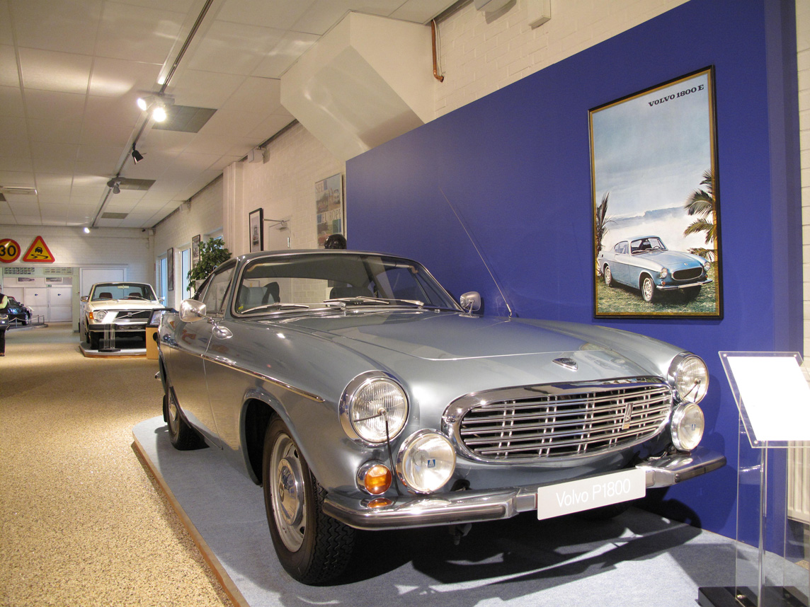 Volvo P1800