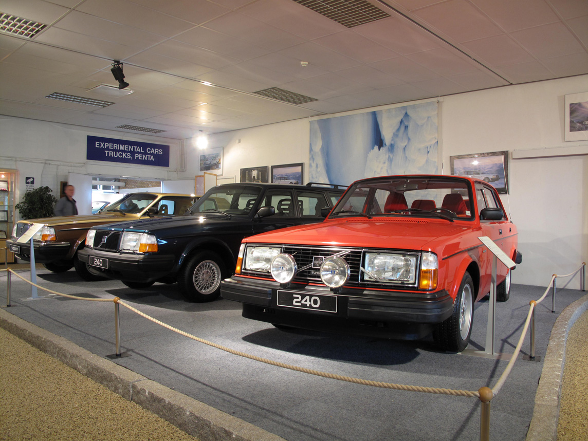 Volvo 240