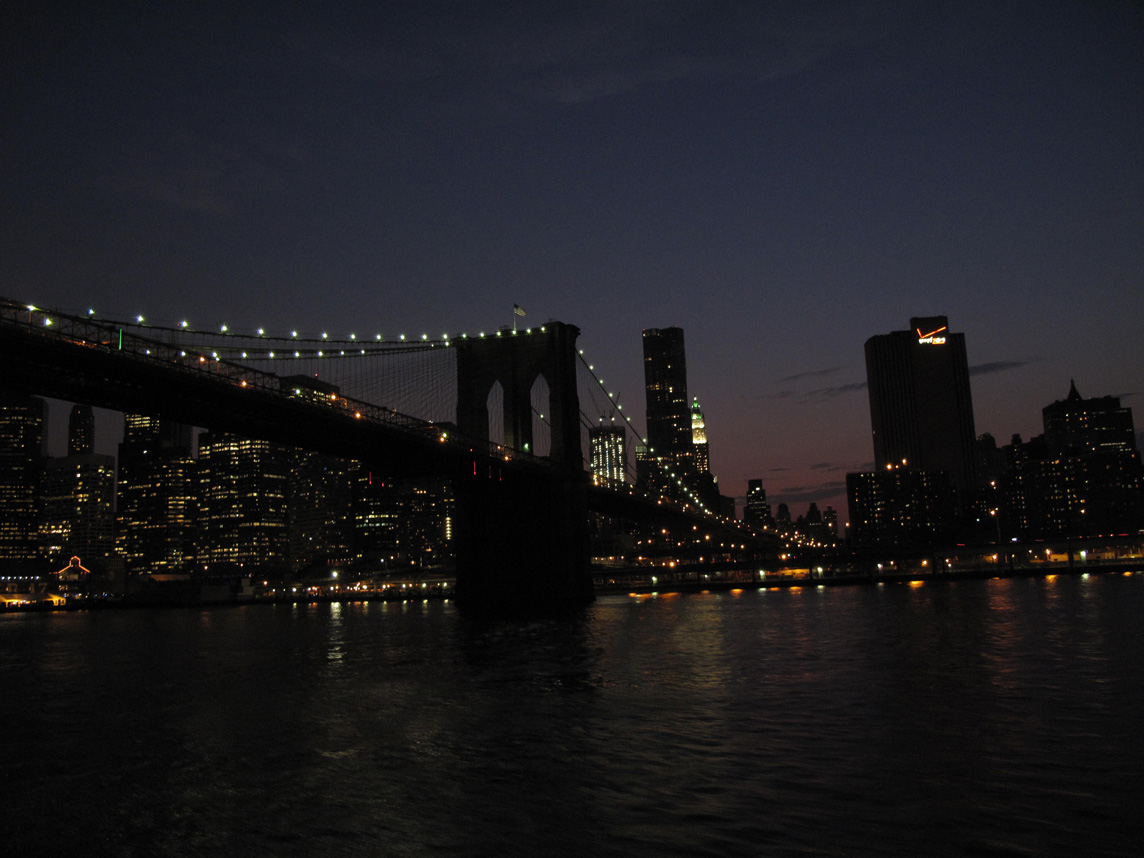 Brooklyn_Bridge